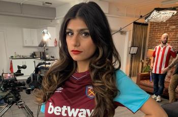 Mantan Bintang Film Porno Mia Khalifa Idolakan Virgil Van Dijk