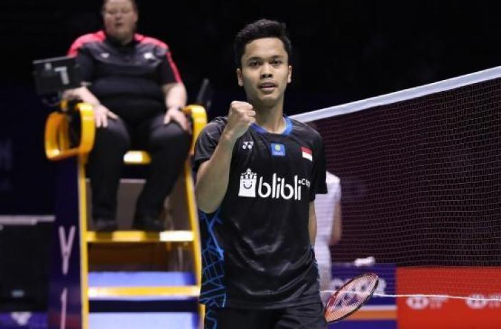 Pebulutangkis tunggal putra Indonesia, Anthony Sinisuka Ginting, melaju ke final Cina Open 2018 usai menang atas Chou Tien Chen (Cina Taipei), Sabtu (22/9/2018). [Humas PBSI]