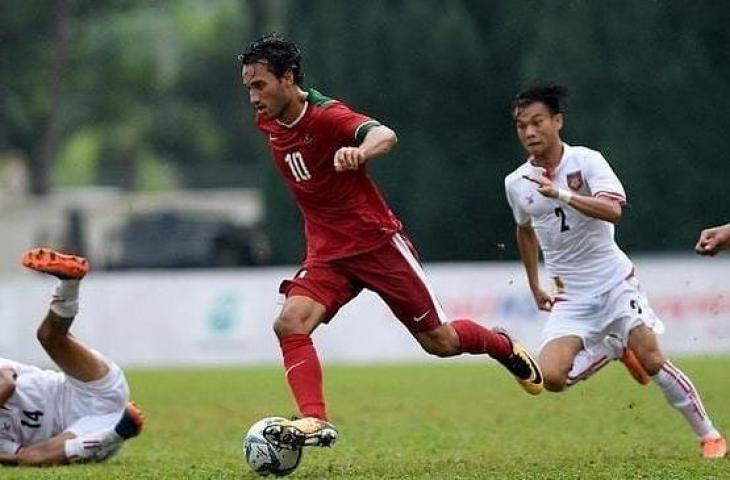 Ezra Walian saat memperkuat Timnas Indonesia. (instagram.com/ezrawalian)