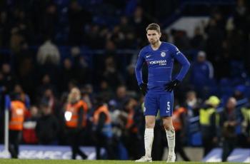 Fans Chelsea Ejek Jorginho, Maurizio Sarri Lakukan Ini