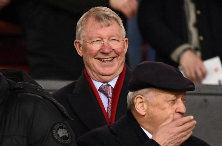 Mantan pelatih Manchester United, Sir Alex Ferguson saat hadir menyaksikan laga melawan Paris Saint-Germain pada 12 Februari 2019. (Franck Fife/AFP)