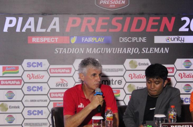 Pelatih Persija Jakarta, Ivan Kolev. (mxkd.sbs/Irwan Febri Rialdi).