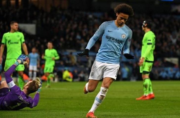 Leroy Sane saat mencetak gol ke gawang Schalke 04 dalam kemenangan Manchester City 7-0 di Etihad Stadium, Rabu (13/3/2019) dini hari WIB.