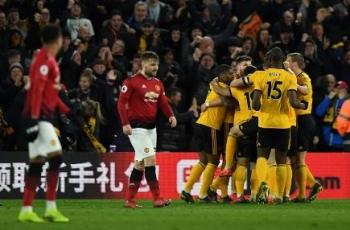 Kalah Dari Wolverhampton, 2 Pemain Man United Ini Terciduk Malah Tertawa