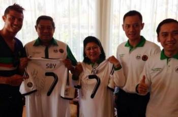 Ini Momen Indah Saat Ani Yudhoyono Foto Bersama Cristiano Ronaldo