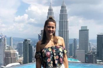 Pebulutangkis Tercantik Dunia Pose Bareng Jojo, Fans Kevin Sanjaya Berontak