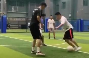 Bikin Netizen Heboh, Ini Aksi Keren 'Ronaldo' saat Main Futsal