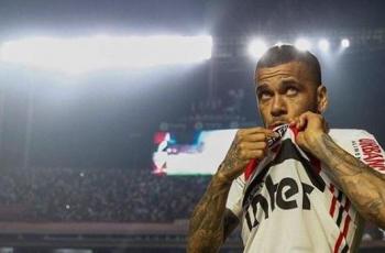 Kasus Pelecehan Seksual Dani Alves, Sang Ibu Sebut Anaknya Dijebak Para Yudas