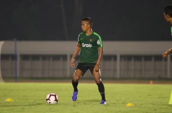 Dipanggil Kembali ke Timnas Indonesia, Ini Janji Manahati Lestusen