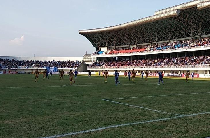 PSIM Yogyakarta dipermalukan tamunya Mitra Kukar saat melakoni laga lanjutan Liga 2 2019 di Stadion Mandala Krida, Yogyakarta, Selasa (27/8/2019) sore. Pada laga itu, PSIM kalah 1-2. [suara.com/Muhammad Ilham Baktora]