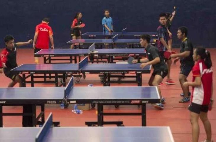 Pelatnas tenis meja Indonesia sebelum berangkat mengikuti ajang South East Asian Table Tennis Championship 2014 (SEATTA) di Kamboja pada 1-5 November 2014. [Antara/Rosa Panggabean]