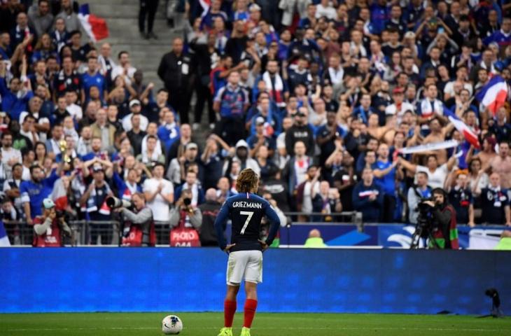 Antoine Griezmann gagal mengeksekusi penalti untuk kedua kalinya. Kali ini saat menghadapi Andorra pada Kualifikasi Piala Eropa 2020, Rabu (11/9/2019) dini hari tadi. [LIONEL BONAVENTURE / AFP]