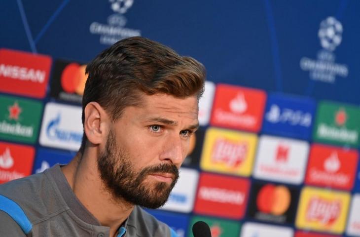 Pemain Napoli, Fernando Llorente memberikan keterangan pers jelang menghadapi Liverpool di ajang Liga Champions, Rabu (18/9/2019) dini hari nanti. [ANDREAS SOLARO / AFP]