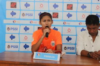 Penyerang Cantik Ini Kaget Saat Terjadi Kericuhan di Laga Persija vs Persib