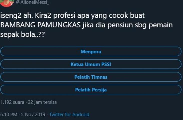 Polling tentang Bambang Pamungkas jika pensiun. [@AlionelMessi_ / Twitter]