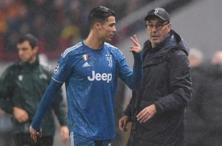 Cristiano Ronaldo usai ditarik keluar dalam pertandingan melawan Lokomotiv Moskow. (Kirill kudryavtsev/AFP)