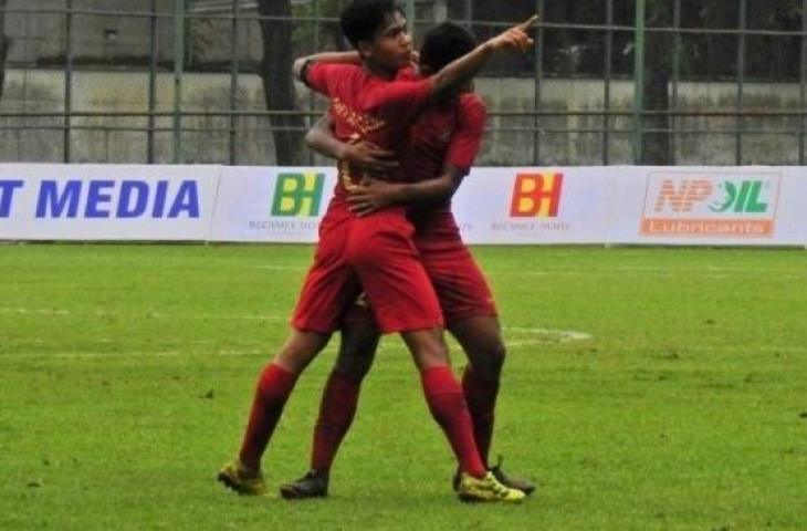 Kapten Timnas Indonesia U-19, David Maulana saat merayakan gol di Piala AFF U-18 2019 bersama rekannya. (Dok. PSSI)