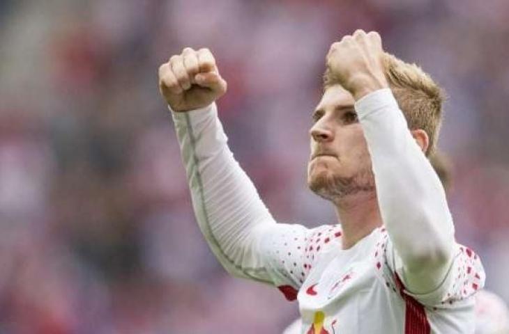 Striker Leipzig, Timo Werner merayakan golnya ke gawang lawan. (ROBERT MICHAEL / AFP)