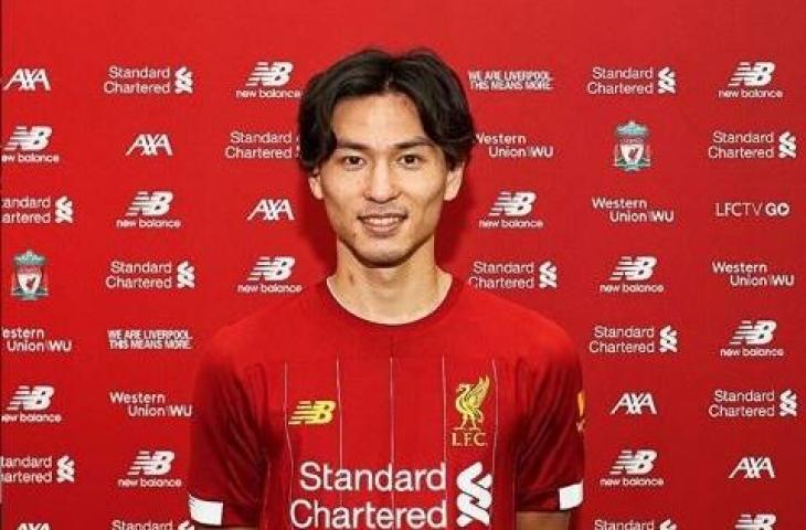 Takumi Minamino resmi berseragam Liverpool. (Instagram/liverpoolfc)