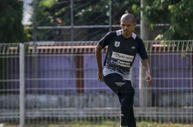 Pemain Persipura Jayapura, Ricardo Salampessy. (Instagram/ricardosalampessy)