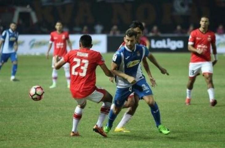 Persija Jakarta saat melawan Espanyol pada Juni 2017. (Dok. Persija)