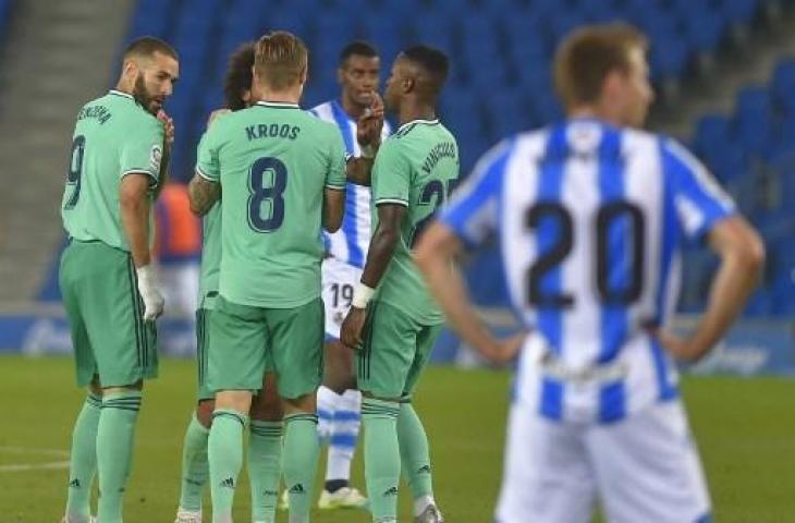 Real Madrid sukses mengalahkan Real Sociedad 2-1. (ANDER GILLENEA / AFP)