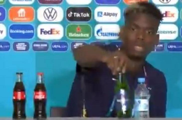 Aksi Paul Pogba saat menyingkirkan minuman keras Heineken di Euro 2020.