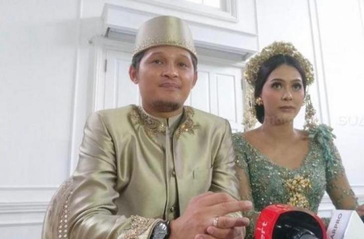 Syamsir Alam dan Bunga Jelitha Ibrani [Matamata.com/Herwanto]