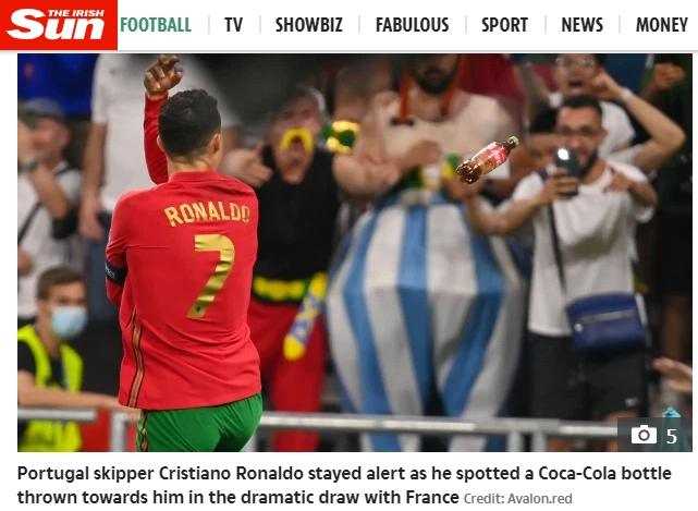 Cristiano Ronaldo dilempar botol Coca-Cola di laga Portugal vs Prancis, (Dok, The Sun)