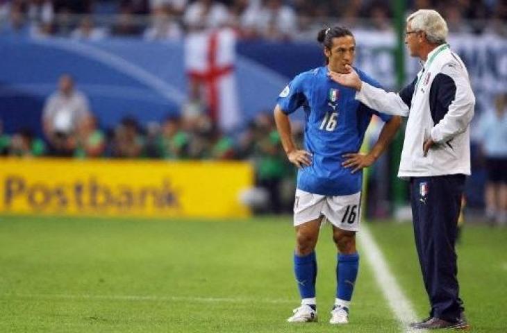 Camoranesi ketika membela Timnas Italia di Piala Dunia 2006. (Patrick Hertzog/AFP)