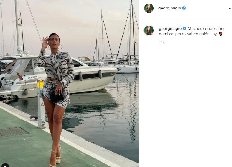 Georgina Rodriguez tampil pakai dress. (Instagram/georginagio)