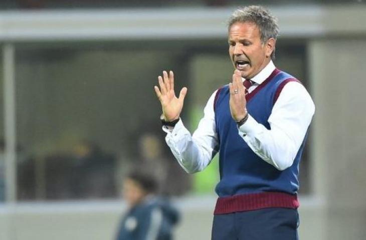 Pelatih Bologna, Sinisa Mihajlovic. [GIUSEPPE CACACE / AFP]