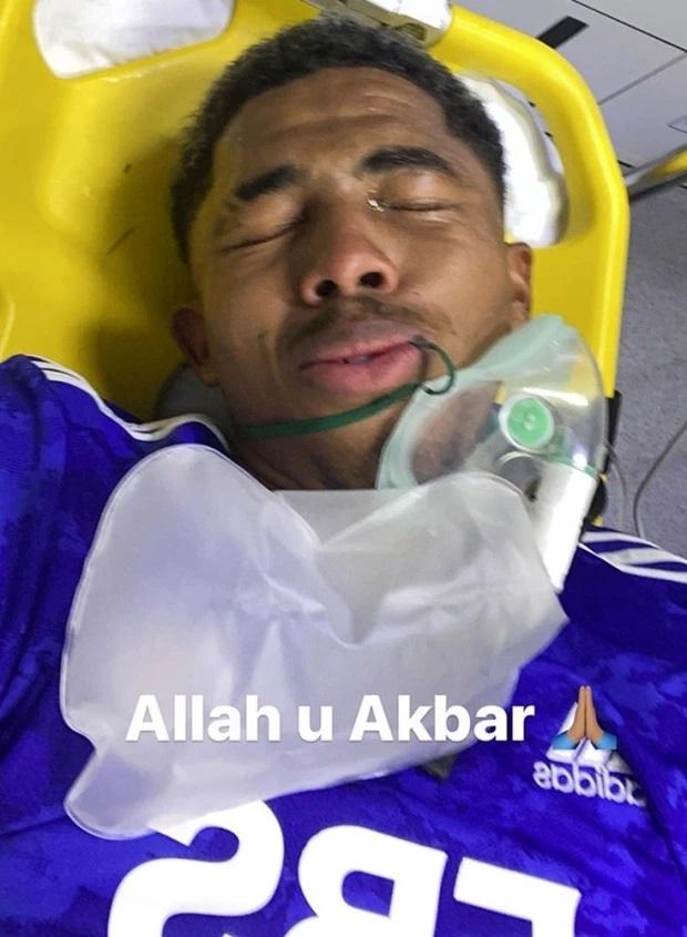 Wesley Fofana menulis Allahu Akbar usai alami cedera parah. (Instagram/lawestt_)