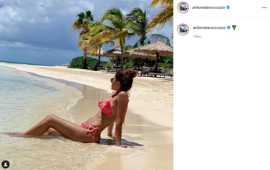 Antonela Roccuzzo kerap tampil berbikini. (Instagram/antonelaroccuzzo)