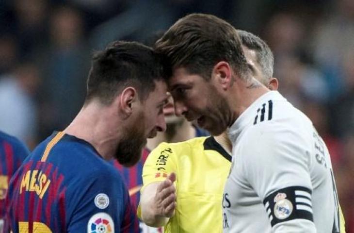 Sergio Ramos dan Lionel Messi saat menjadi musuh sebelum keduanya gabung ke PSG. (CURTO DE LA TORRE / AFP)