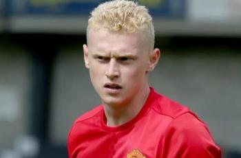 Kisah Pahit James Weir, Cuma Main 60 Detik di Manchester United