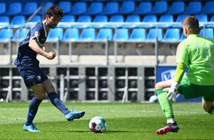 Gerrit Holtmann yang kini berseragam VfL Bochum. (INA FASSBENDER / AFP)