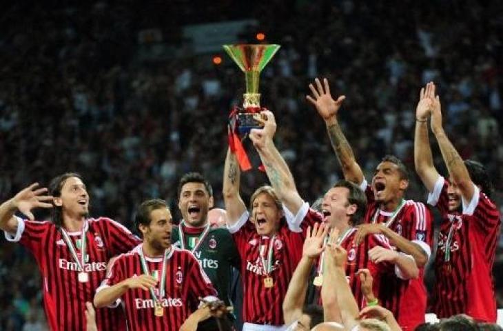 AC Milan saat menjuarai Serie A Italia musim 2010/2011. (Giuseppe Cacace/AFP)