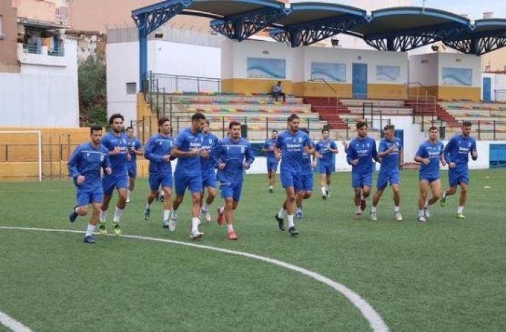 Potret latihan pemain UD Melilla. (Instagram/udmelilla)