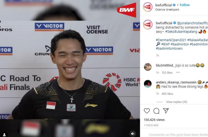 Jonatan Christie dijahili Anders Skaarup Rasmussen. (Instagram/@bwf_official)