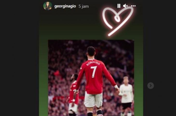 Reaksi Georgina Rodriguez usai Ronaldo gagal membawa Manchester United menang. (Instagram/@georginagio)