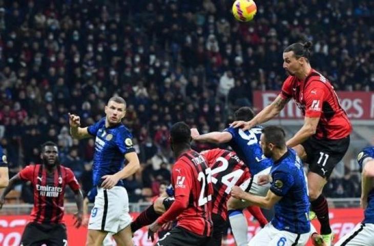 Derby Della Madonnina antara Milan vs Inter berakhir imbang 1-1. (Foto: AFP)