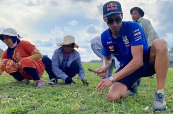 Deretan Potret Toprak Razgatlioglu di Mandalika, Ngarit hingga Juara Dunia