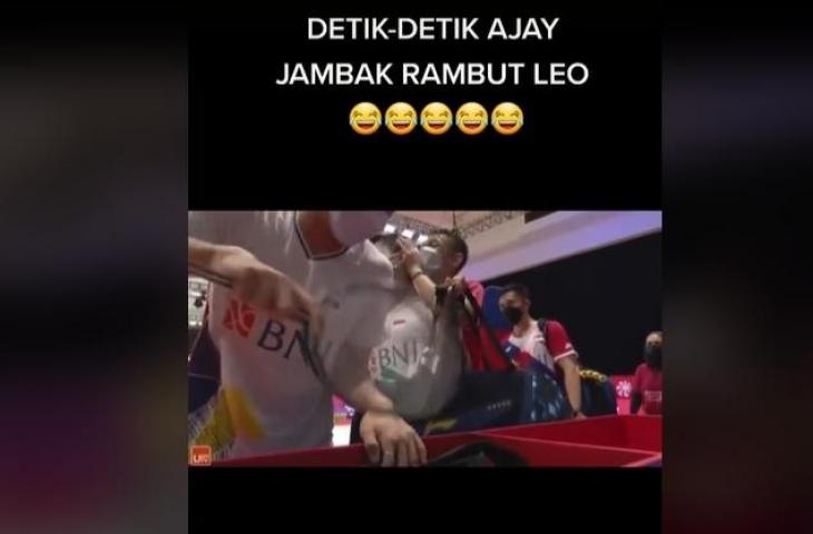 Momen usil Fajar Alfian ke Leo Rolly. (TikTok/Seputar Dunia Badminton)