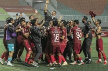 Kocak! Gibran Malah Asyik Nonton Ikatan Cinta saat Persis Promosi ke Liga 1