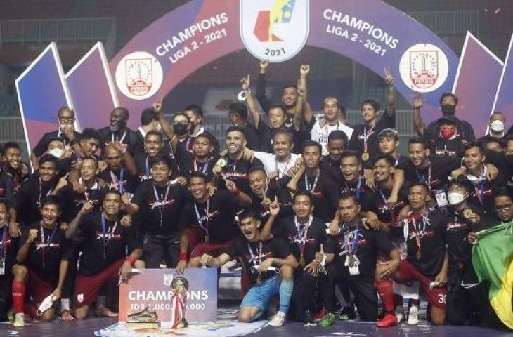 Persis Solo juara Liga 2 2021 usai mengalahkan Rans Cilegon FC dengan skor 2-1 pada babak final di Stadion Pakansari, Cibinong, Kabupaten Bogor, Jawa Barat, Kamis (30/12/2021). (ANTARA FOTO/Yulius Satria Wijaya)