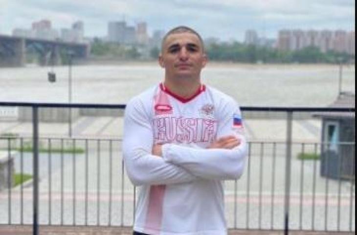 Petinju Rusia, Arrest Sahakyan, meninggal dunia usai koma selama 10 hari. (Dok. The Sun)