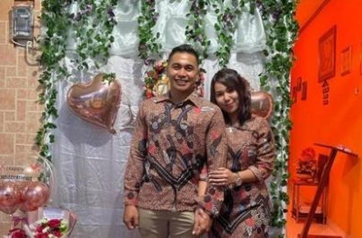 Aprilio Manganang resmi tunangan dengan Clara. (Instagram/@manganang92)