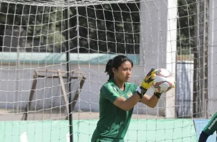 Kiper Timnas Putri Indonesia, Fani Supriyanto. (Instagram/@_fani__)