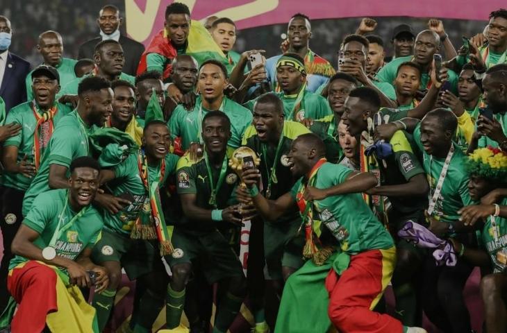 Senegal juara Piala Afrika 2021 usai mengalahkan mesir via adu penalti. (Instagram/caf_online)